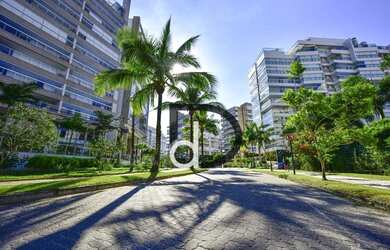 Imagem: O apartamento possui 3 Dormitórios, 3 Banheiros, 2 Vagas na