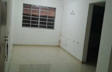 Imagem: A casa possui 2 Dormitórios, 1 Banheiro e está localizado