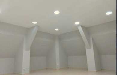 Imagem: O depósito possui 1.300m² de Área e está localizado em