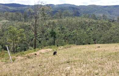 Imagem: O terreno possui 1.000m² de Área e está localizado em Usina