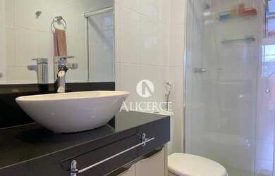 Imagem: O apartamento possui 3 Dormitórios, 2 Banheiros, 1 Vaga na