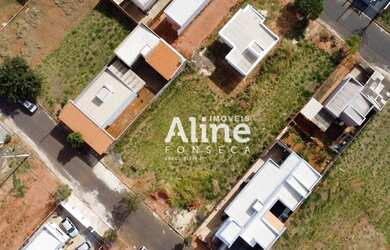 Imagem: O terreno possui 258m² de Área e está localizado em Regente