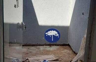 Imagem: A casa possui 2 Dormitórios, 1 Banheiro, 60m² de Área e