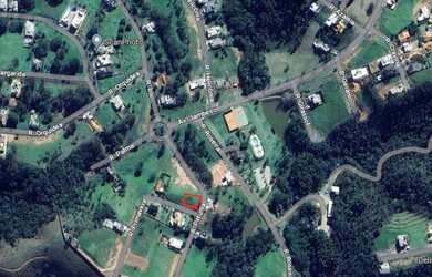 Imagem: O terreno possui 1.118m² de Área e está localizado em Jambeiro