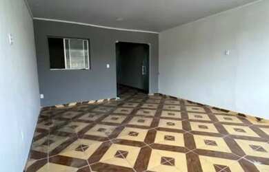 Imagem: A casa possui 2 Dormitórios e está localizado em Ceilândia