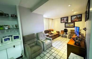 Imagem: O apartamento possui 3 Dormitórios, 2 Banheiros, 1 Vaga na