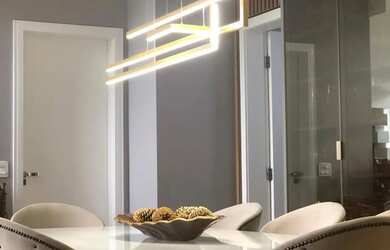 Imagem 3: Sobrado - Florianópolis. Piscina, Varanda, Guarda roupae334m² de Área