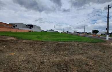 Imagem: O terreno possui 565m² de Área e está localizado em Chácara