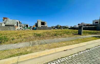 Imagem 6: Terreno à venda no Condomínio Vista Lagoa de Alto Padrão e bem arborizado