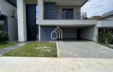 Imagem: A casa em condomínio possui 3 Dormitórios, 4 Banheiros, 4