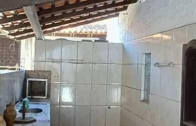 Imagem 5: Casa Grande Estilo Colonial Mais Um Galpão- Terreno com 1500m²