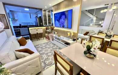 Imagem: A casa possui 2 Dormitórios, 2 Banheiros, 2 Vagas na garagem