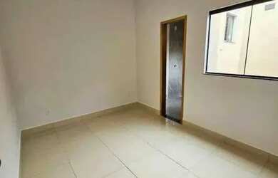 Imagem 4: Linda casa a venda. Piscina, Varanda, 3 Vagas na garageme3 Dormitórios