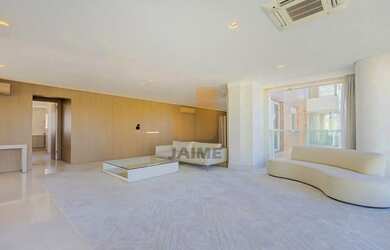 Imagem 3: Apartamento com 260 m2, 3 suítes e quatro vagas, excelente localização...