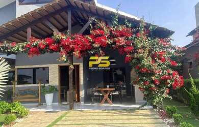 Imagem: A casa em condomínio possui 4 Dormitórios, 5 Banheiros, 1