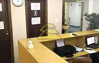 Imagem: O depósito possui 56m² de Área e está localizado em Centro