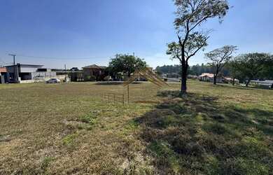 Imagem: O terreno possui 900m² de Área e está localizado em Porangaba