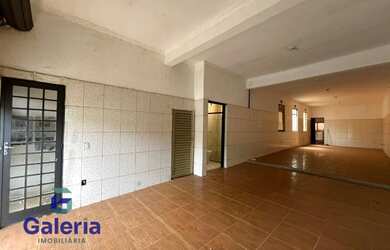 Imagem: O depósito possui 30m² de Área e está localizado em Campos