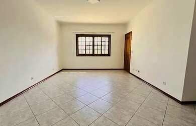 Imagem 6: Casa térrea com a melhor localização em Atibaia! Bairro nobre!