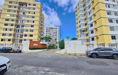 Imagem: O apartamento possui 3 Dormitórios, 1 Banheiro, 1 Vaga na garagem