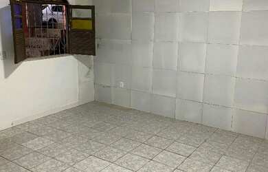 Imagem: A casa possui 3 Dormitórios, 1 Banheiro e 150m² de Área e