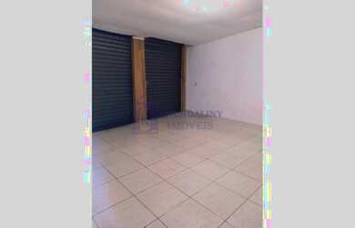 Imagem: O depósito possui 1 Vaga na garagem, 115m² de Área e está