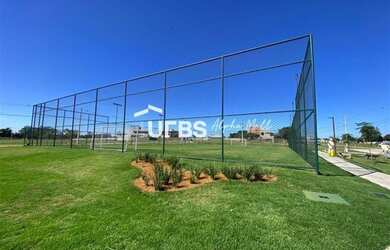 Imagem: O terreno possui 386m² de Área e está localizado em Aparecida