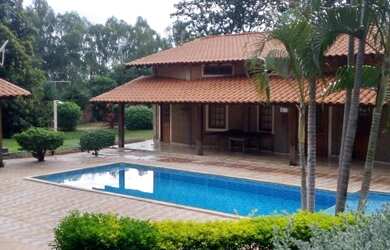 Imagem: A chácara possui 5.000m² de Área e está localizado em Chácaras