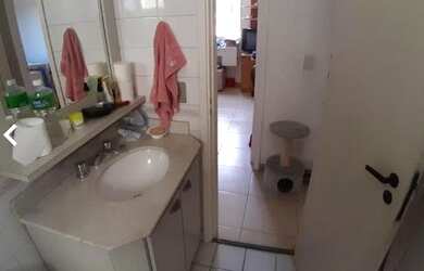 Imagem: O apartamento possui 4 Dormitórios, 3 Banheiros, 2 Vagas na