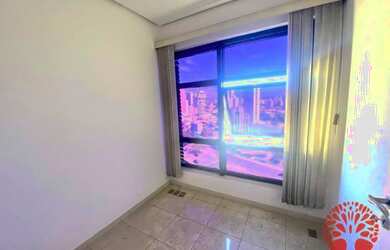 Imagem: O depósito possui 1 Vaga na garagem, 50m² de Área e está