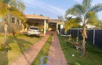 Imagem: A fazenda possui 1.000m² de Área e está localizado em Terras