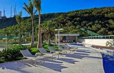 Imagem: O apartamento possui 4 Dormitórios, 5 Banheiros, 5 Vagas na