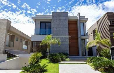 Imagem: A casa em condomínio possui 4 Dormitórios, 5 Banheiros, 5