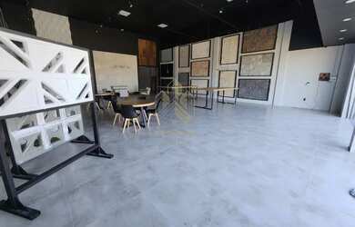 Imagem: O depósito possui 470m² de Área, Imóvel novo e está localizado