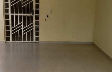 Imagem: O apartamento possui 2 Dormitórios, 1 Banheiro e está localizado