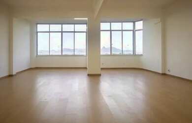 Imagem 1: Bairro da Glória. 243m² de Área, 1 Vaga na garageme3 Dormitórios