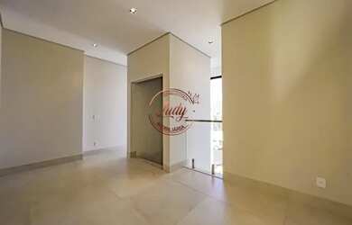 Imagem 10: Sobrado Maravilhoso no Condomínio Jardins Versailles - Uberlândia-MG