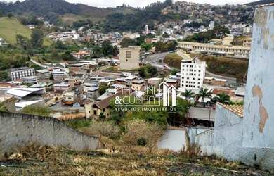 Imagem: O terreno possui 557m² de Área e está localizado em Quintas