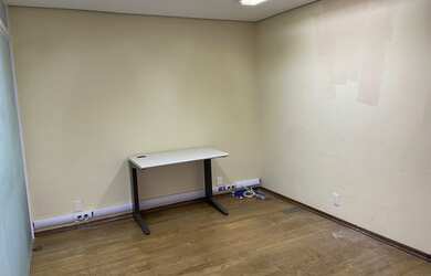 Imagem 9: Galpão/Depósito/Armazém para aluguel e venda possui 700 metros quadrados