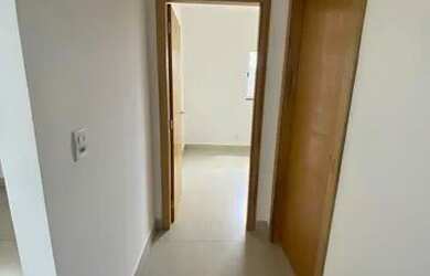 Imagem 2: Casa para venda possui 73 metros quadrados com 2 quartos em Estrada Nova...