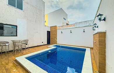 Imagem: A casa em condomínio à venda possui 4 Dormitórios, 4 Banheiros