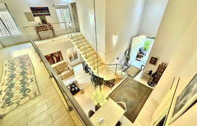 Imagem 9: Imóvel para aluguel possui 350 metros quadrados com 4 quartos