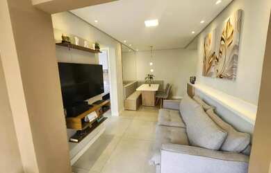 Imagem: O apartamento possui 2 Dormitórios, 1 Banheiro, 1 Vaga na garagem