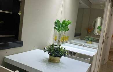 Imagem 8: Apto luxuoso Mobiliado com closet e Hidro à um quart. da Av. Washington...