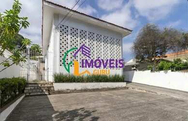 Imagem: O depósito possui 5 Vagas na garagem, 650m² de Área e está