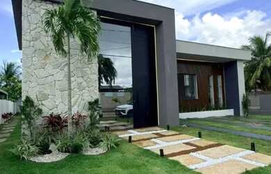 Imagem: A casa em condomínio possui 3 Dormitórios, 5 Banheiros, 216m²