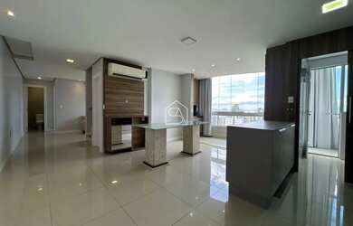 Imagem: O apartamento possui 3 Dormitórios, 1 Banheiro, 2 Vagas na