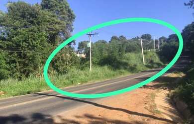 Imagem: O terreno possui 12200m² de Área e Direto com o proprietário