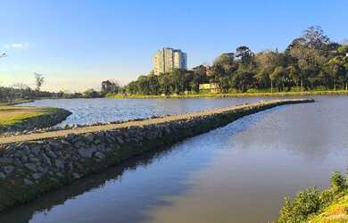 Imagem 2: Terrenos em local alto Viamão