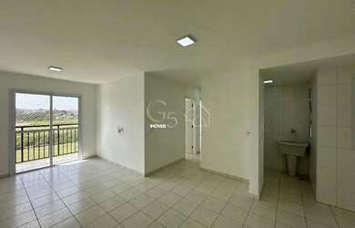 Imagem: O apartamento possui 3 Dormitórios, 1 Banheiro, 1 Vaga na garagem